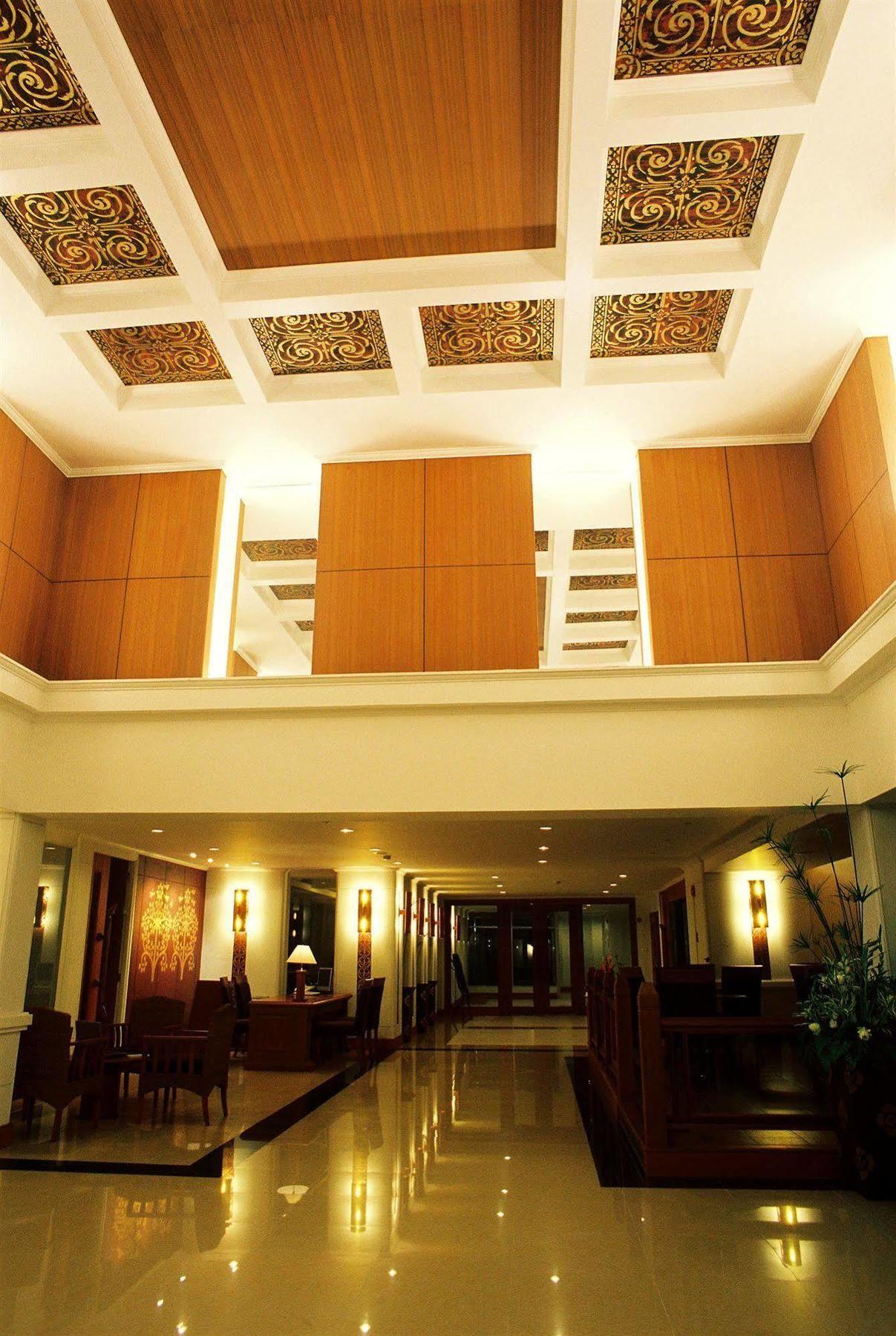 Viangbua Mansion Hotel Chiang Mai Exterior photo